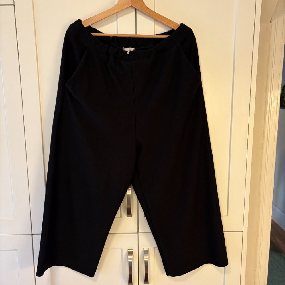 Oak + Fort wide leg pants, black, size large